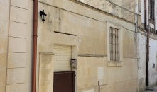 Abitazione indipendente con cortile, nel centro storico di Corigliano D'Otranto 